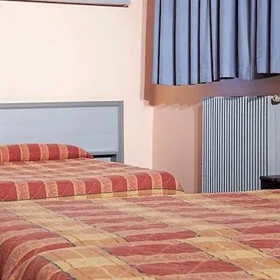 ***  Hotel des Savoies Lyon Perrache Francia