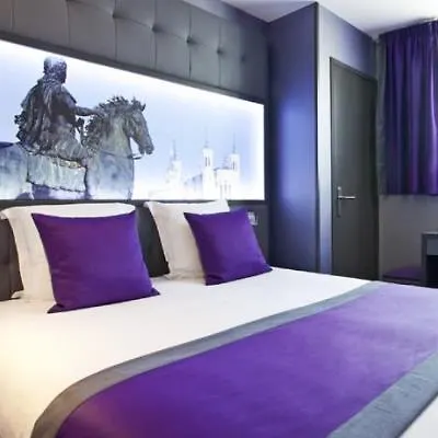 Hotel Des Savoies Lyon Perrache